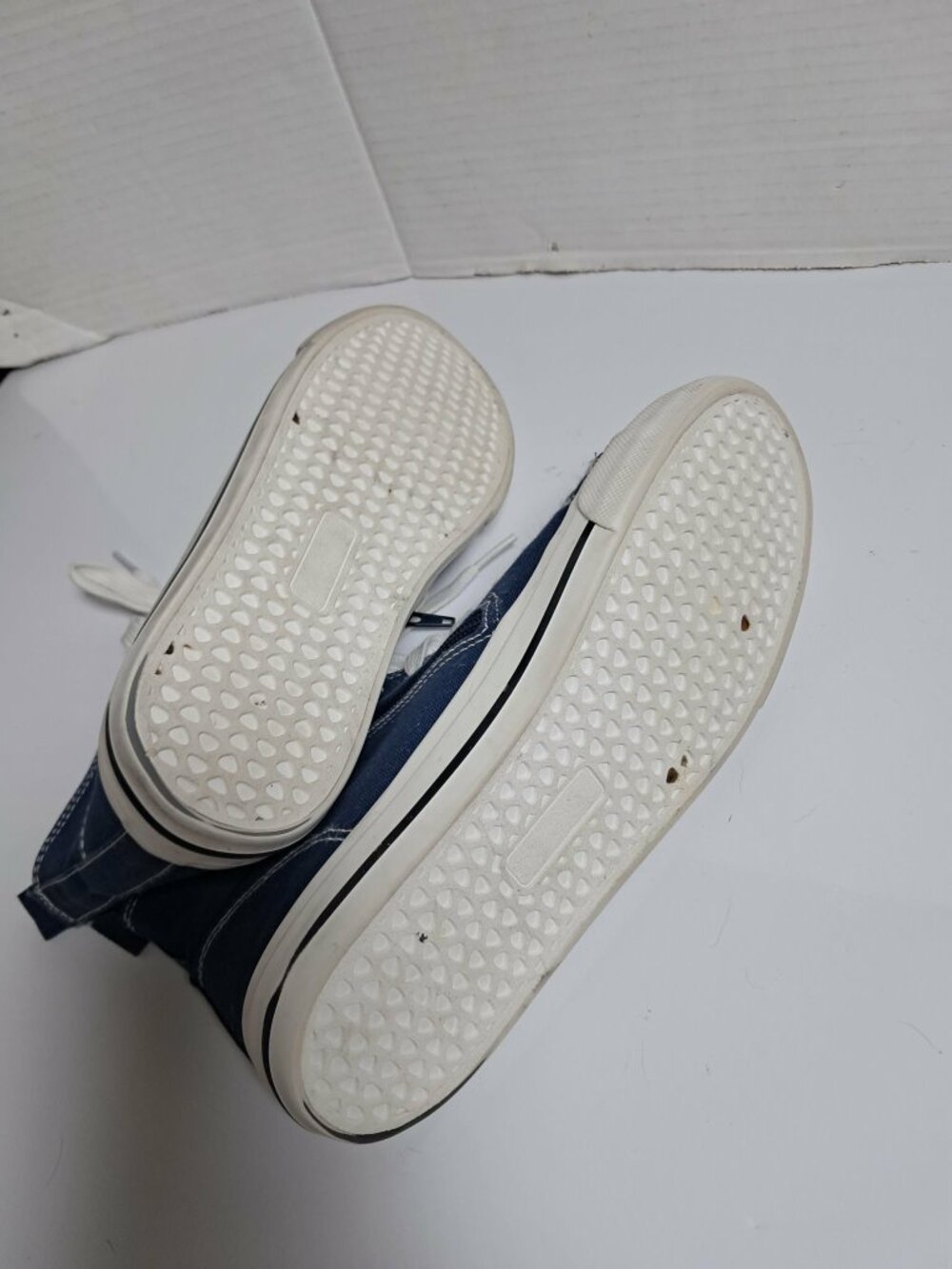 Girls Size 5 Denim Blue High Top Canvas Sneakers Side Zip - Picture 7 of 8